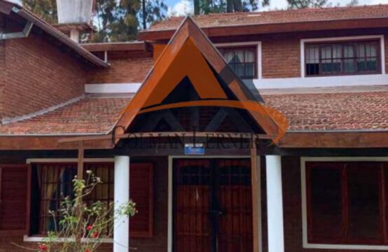 VENTA CASA DE TRES DORMITORIOS EN PARQUE GORRITI