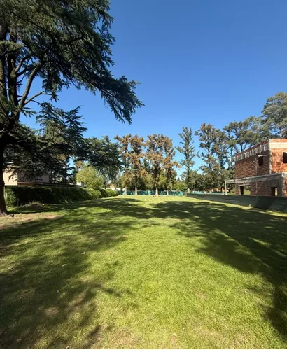 Oportunidad Para Construir Tu Casa En Un Barrio Cerrado de Zona Oeste